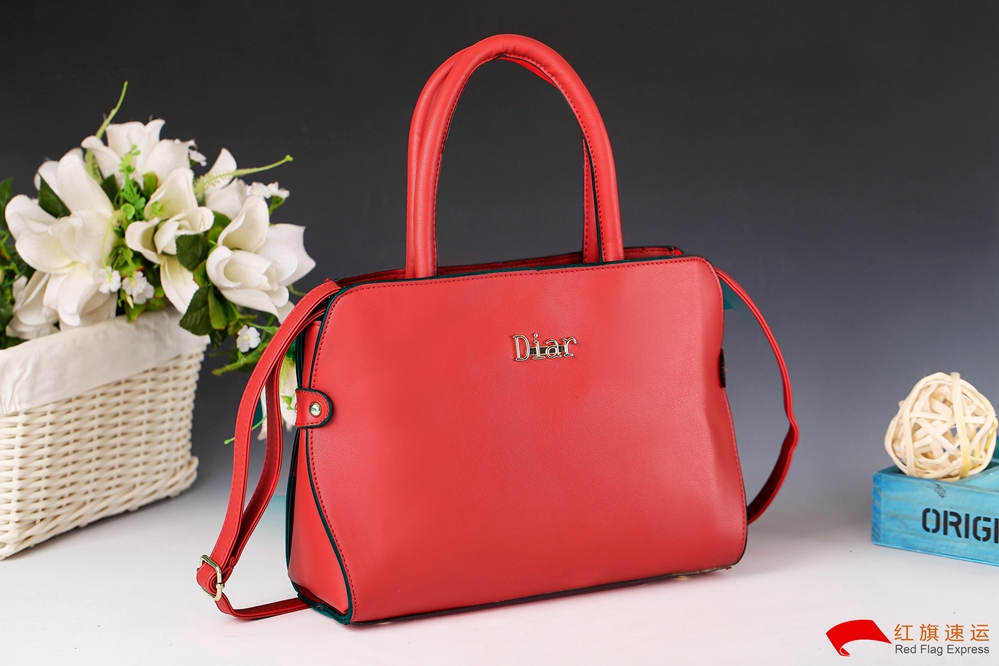 16394482092329.jpg 攝圖網(wǎng)_500766878_時尚女包(企業(yè)商用)_副本.jpg