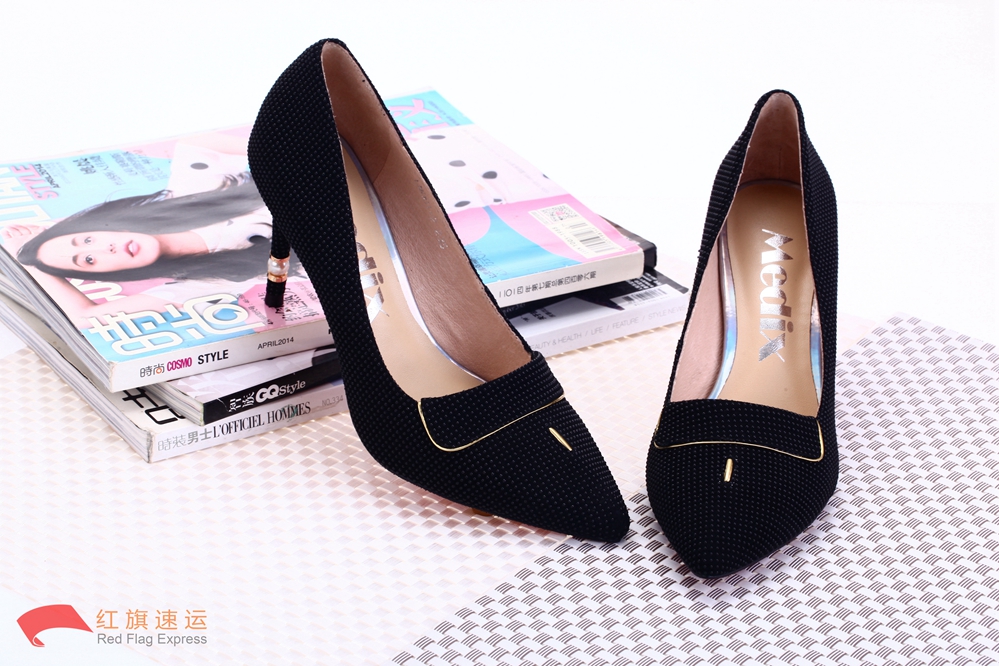 16528415309761.jpg 攝圖網(wǎng)_500766859_高跟鞋(企業(yè)商用)_副本.jpg